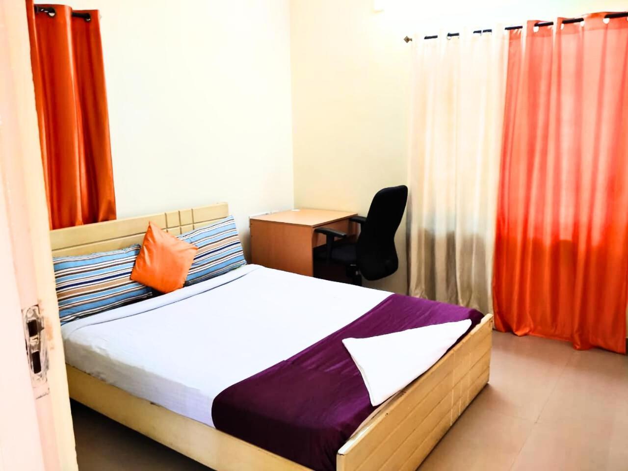 Golden Magnolia Homestay Bangalore Buitenkant foto